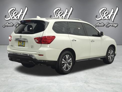 Used 2019 Nissan Pathfinder SV AWD/4WD image 19