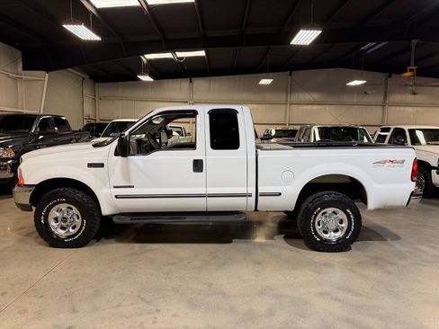 Used 1999 Ford F250 Lariat AWD/4WD image 6