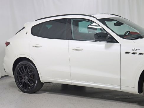 Used 2022 Maserati Levante GT image 4