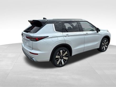 New 2026 Mitsubishi Outlander SEL AWD/4WD image 42