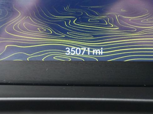 Used 2023 Jeep Grand Cherokee Limited w/ Black Appearance Package image 21