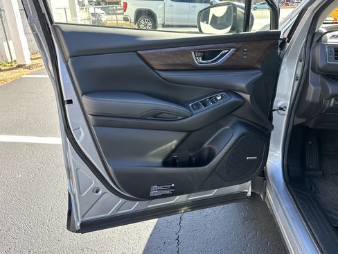 Used 2024 Subaru Ascent Touring image 10