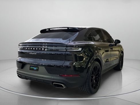 Used 2025 Porsche Cayenne E-Hybrid Coupe image 3
