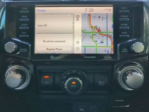 Used 2020 Toyota 4Runner Venture w/ Moonroof Package AWD/4WD image 58