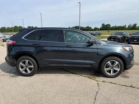 Used 2024 Ford Edge SEL w/ Convenience Package AWD/4WD image 2