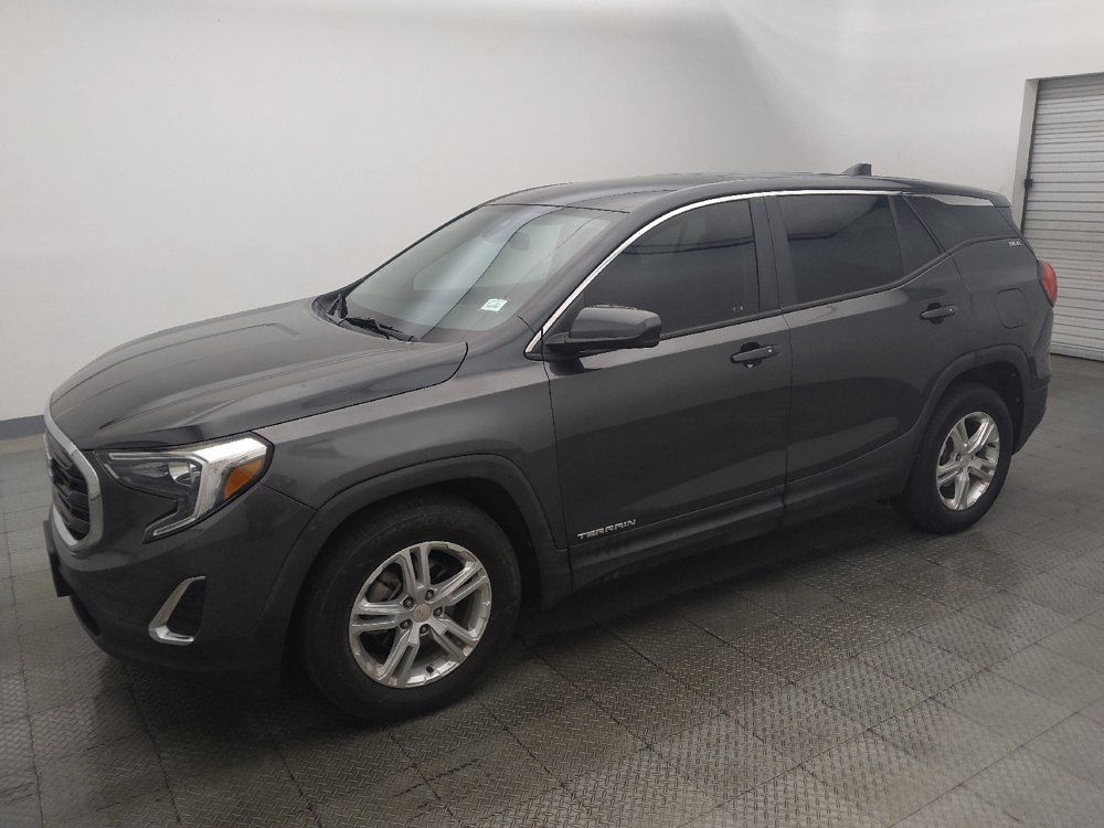 Used 2021 GMC Terrain SLE FWD image 2
