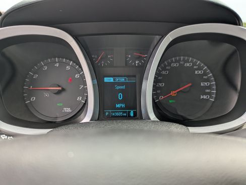 Used 2015 Chevrolet Equinox LT w/ Driver Convenience Package FWD image 17