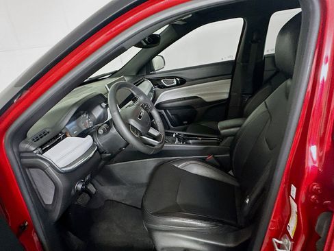 Used 2023 Jeep Compass Limited image 13