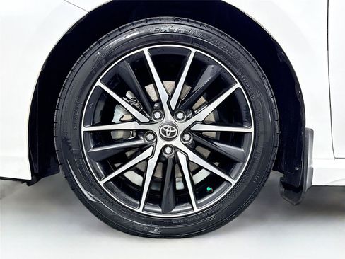 Certified 2024 Toyota Camry SE FWD image 38