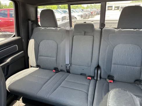 Used 2022 RAM 1500 Big Horn AWD/4WD image 5