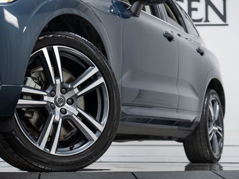 Used 2021 Volvo XC60 T6 Momentum w/ Advanced Package AWD/4WD image 27