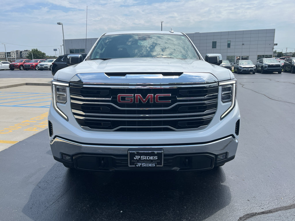 Used 2026 GMC Sierra 1500 SLT AWD/4WD image 5
