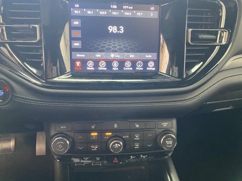 Used 2022 Dodge Durango GT AWD/4WD image 24