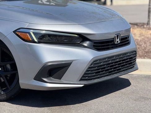 Used 2022 Honda Civic Sport image 3