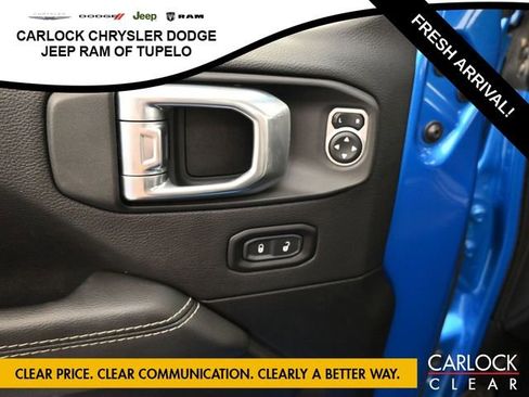 Used 2022 Jeep Wrangler Sahara image 16