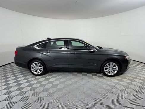 Used 2019 Chevrolet Impala LT FWD image 4