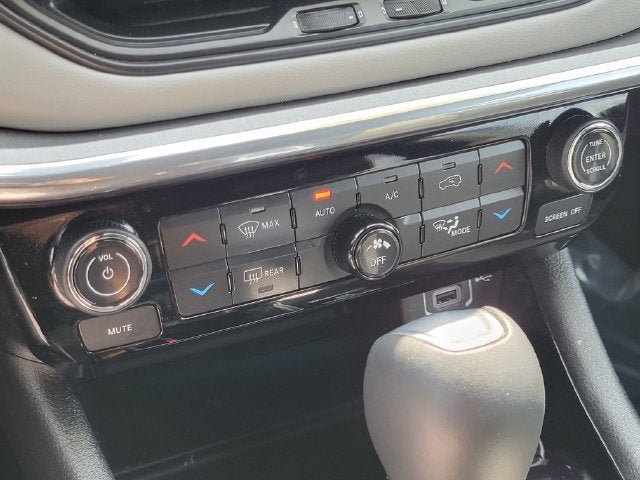 Certified 2023 Jeep Compass Limited AWD/4WD image 18
