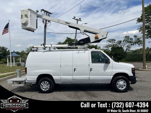 Used 2012 Ford E-350 and Econoline 350 Super Duty w/ PWR Group RWD image 5