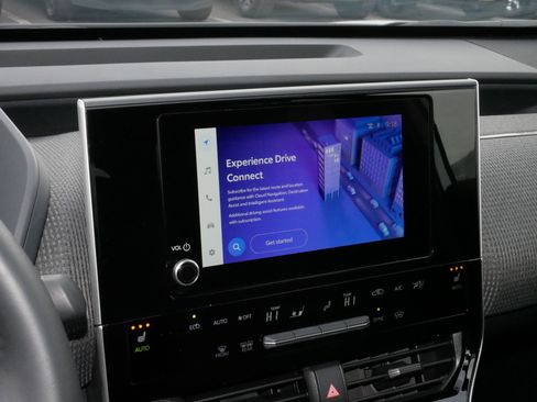 Used 2024 Subaru Solterra Premium image 26