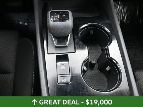 Used 2024 Nissan Rogue SV image 31