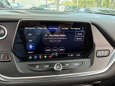 Used 2022 Chevrolet Blazer LT FWD image 31