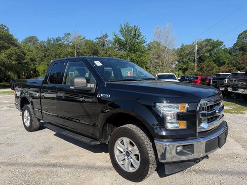 Used 2017 Ford F150 XLT w/ Equipment Group 301A Mid AWD/4WD image 3