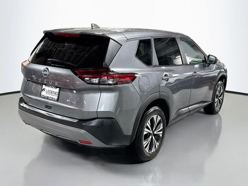 Used 2022 Nissan Rogue SV image 7