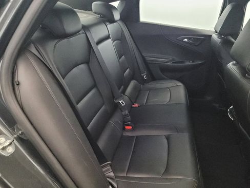 Used 2018 Chevrolet Malibu LT w/ Leather Package FWD image 19