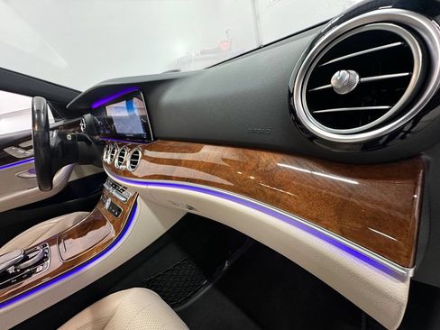 Used 2019 Mercedes-Benz E 450 4MATIC Wagon image 22