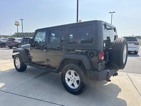 Used 2015 Jeep Wrangler Unlimited Sport w/ Quick Order Package 24S AWD/4WD image 5