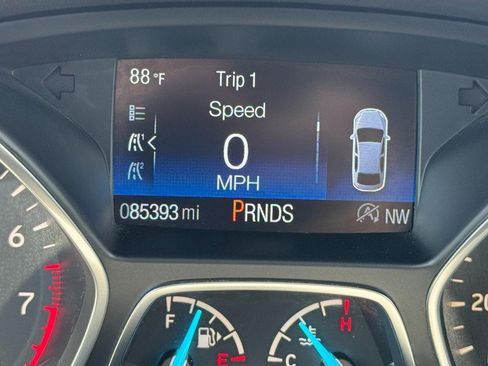 Used 2019 Ford Escape SE FWD image 18
