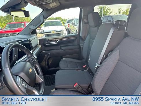 Used 2023 Chevrolet Silverado 1500 LT AWD/4WD image 26