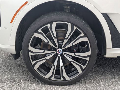 Used 2023 BMW X7 M60i w/ Executive Package AWD/4WD image 9