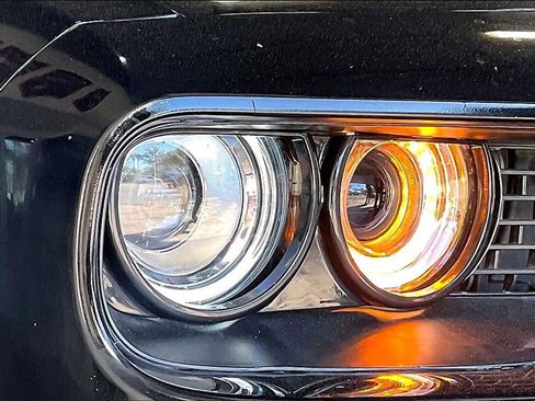 Used 2020 Dodge Challenger R/T image 23