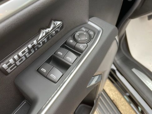 New 2026 Chevrolet Silverado 1500 High Country w/ High Country Premium Package image 12