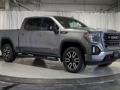 Used 2020 GMC Sierra 1500 AT4 w/ AT4 Premium Package AWD/4WD image 2