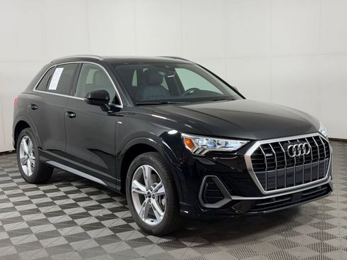 Used 2023 Audi Q3 2.0T Premium Plus w/ Premium Plus Package AWD/4WD image 7