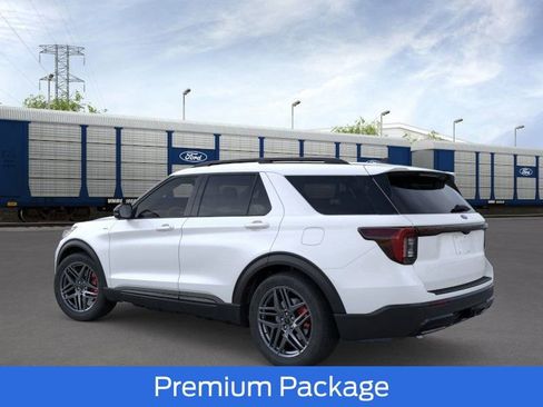 New 2026 Ford Explorer ST-Line image 4