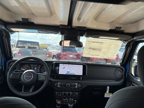 New 2025 Jeep Gladiator Mojave w/ Convenience Group image 40