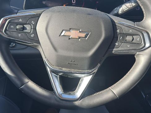 Used 2024 Chevrolet Trax LT w/ LT Convenience Package image 14