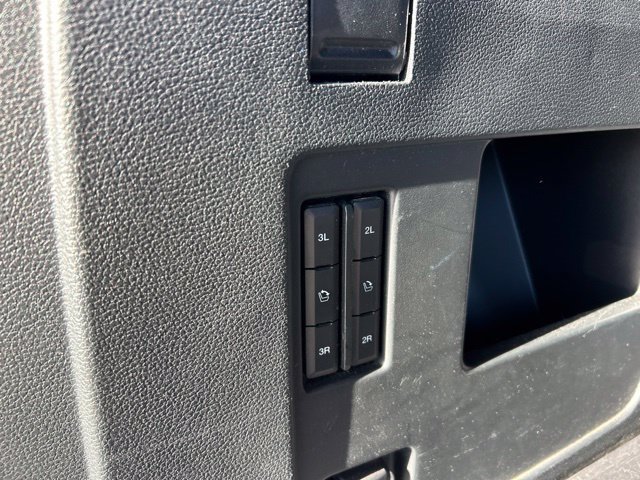 Used 2020 Ford Expedition Max XLT w/ Equipment Group 202A AWD/4WD image 13