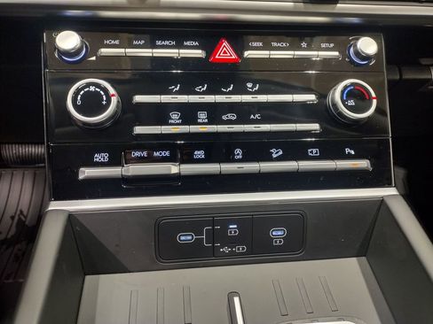 New 2026 Hyundai Santa Fe SE image 30