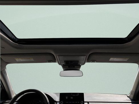 Certified 2023 Honda Accord EX image 31