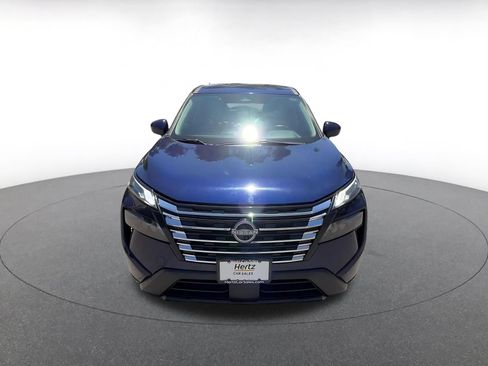 Used 2025 Nissan Rogue SV FWD image 4
