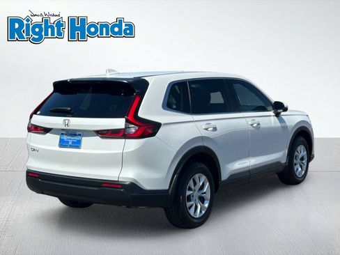 Certified 2025 Honda CR-V LX image 5