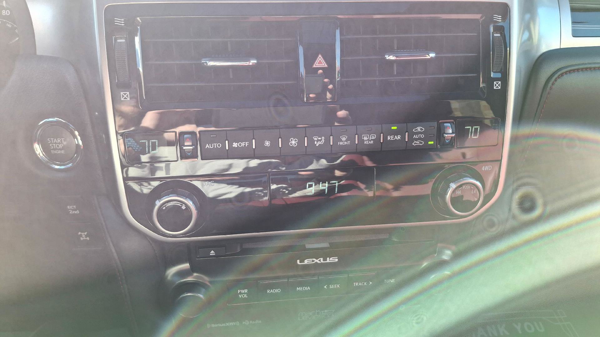 Used 2023 Lexus GX 460 Premium w/ Premium Plus Package AWD/4WD image 22