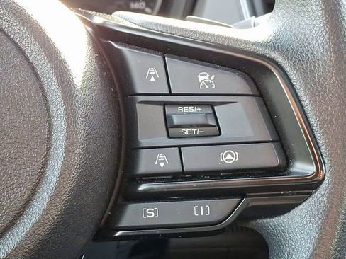 Certified 2025 Subaru Crosstrek 2.0i Premium image 25