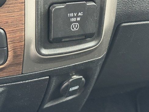 Used 2018 RAM 1500 Laramie image 23