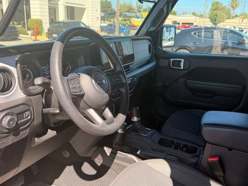 Used 2024 Jeep Wrangler Sport AWD/4WD image 5