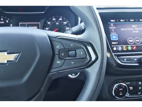 Used 2021 Chevrolet TrailBlazer LT w/ Convenience Package image 20